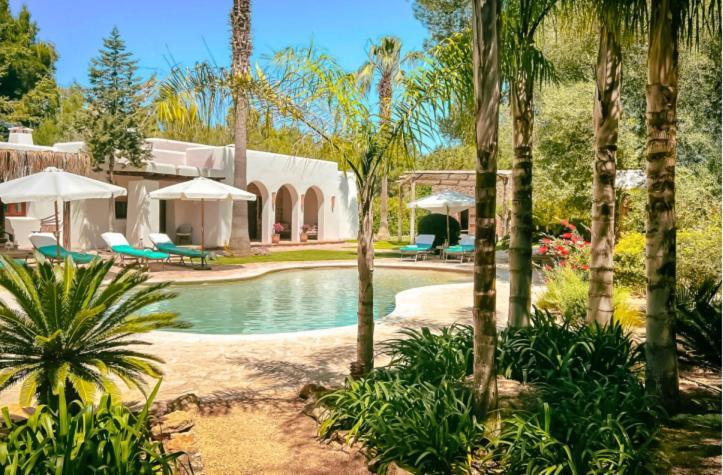 La Finca Agroturismo Can Bet Santa Eularia des Riu Exterior photo